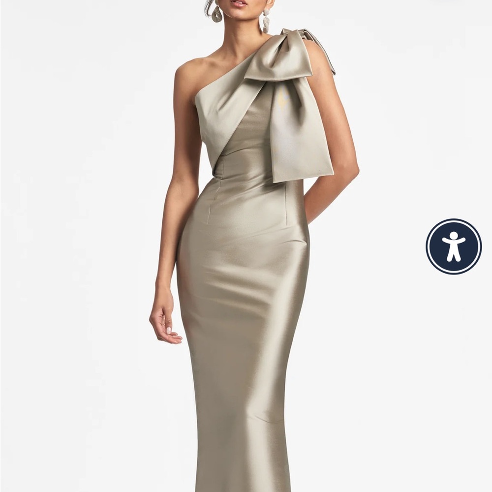 Sachin & Babi Bonnie evening gown